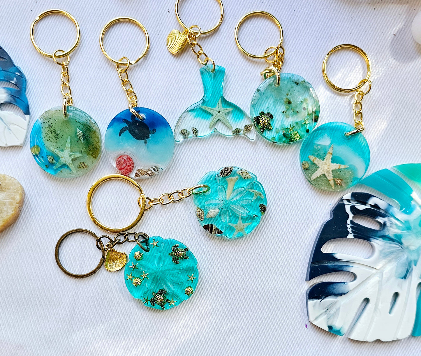 Resin Shark keychain/ with ocean theme beach gift