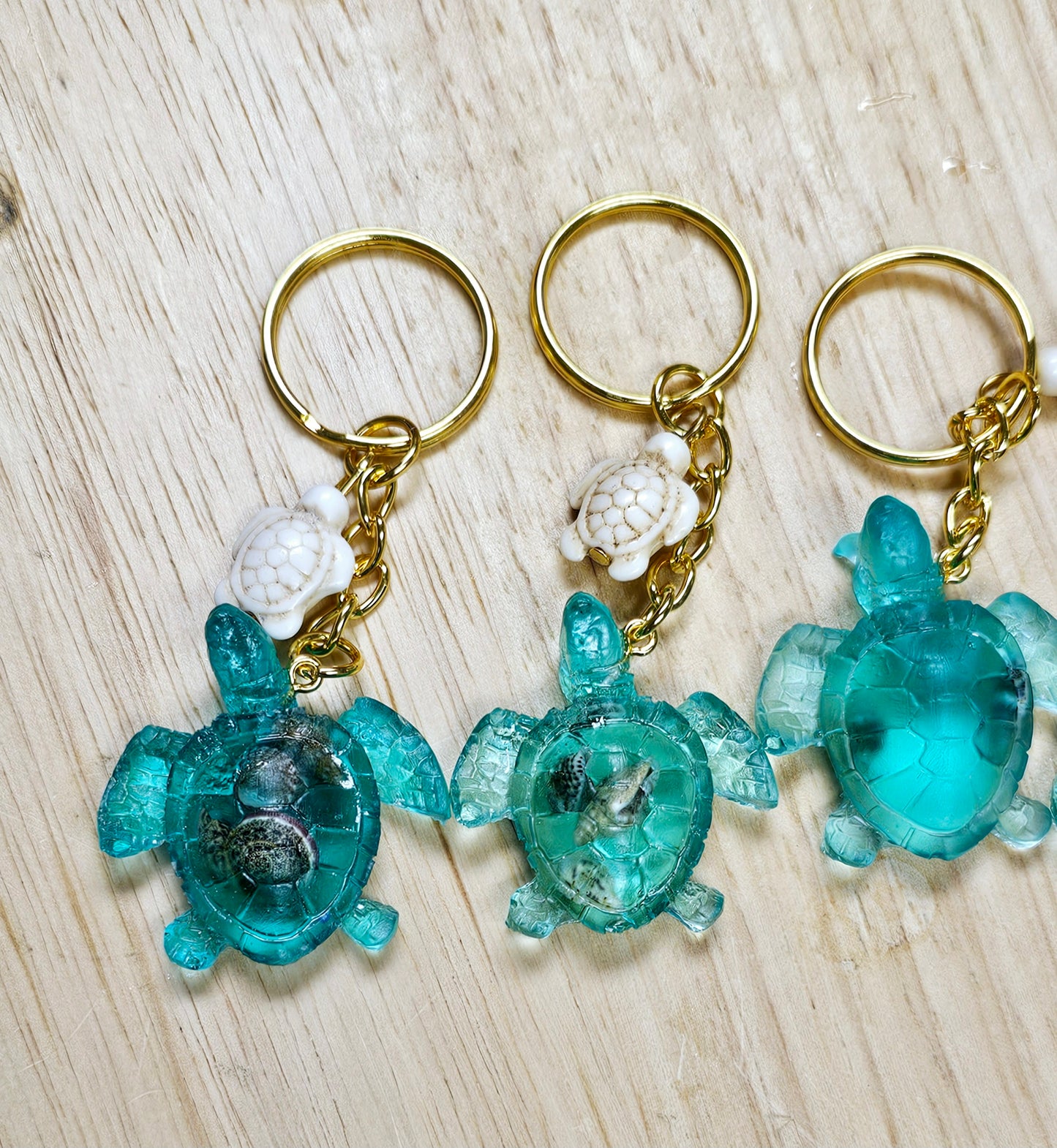Resin Shark keychain/ with ocean theme beach gift