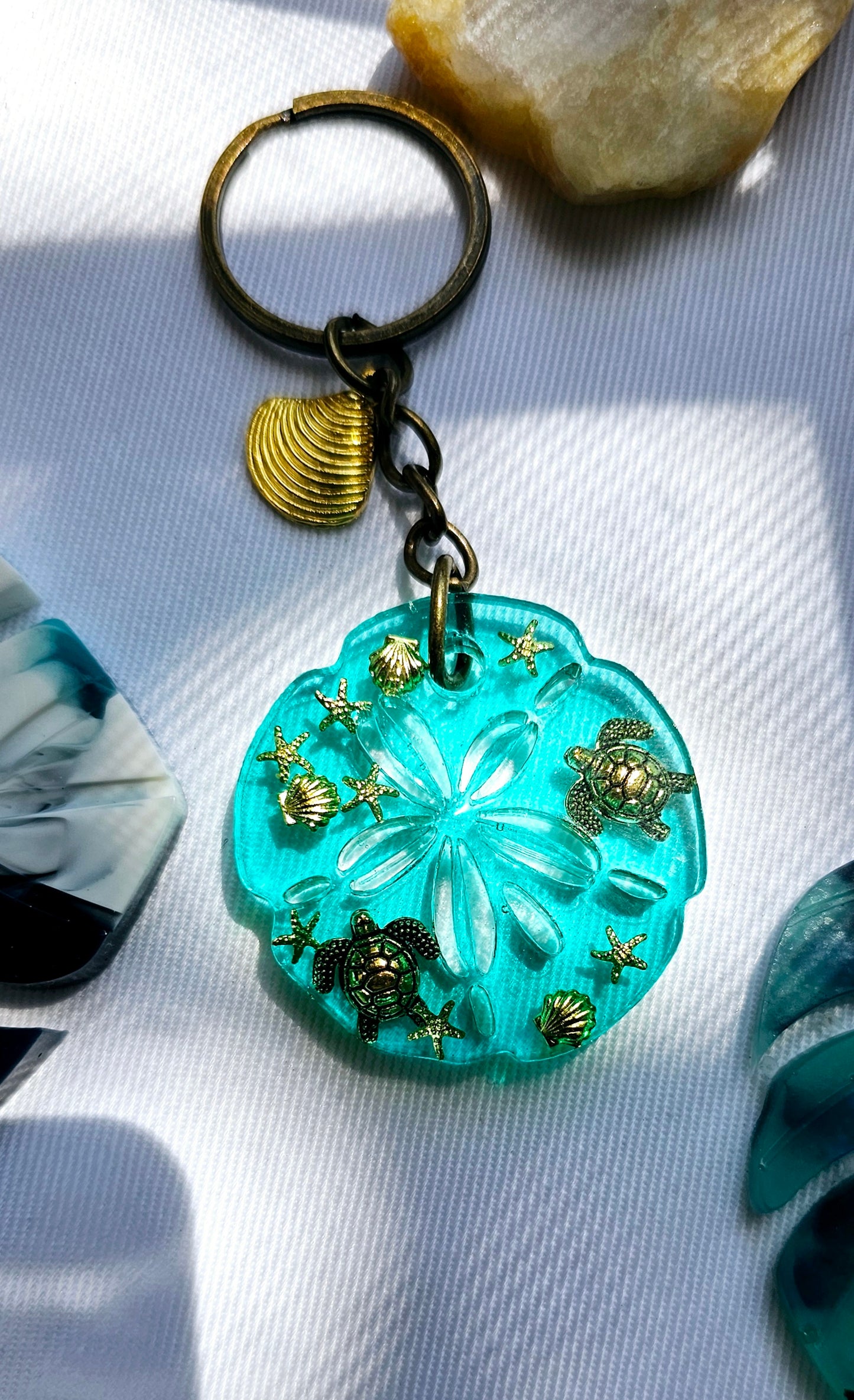 Resin Shark keychain/ with ocean theme beach gift