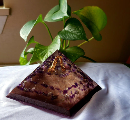 amethyst pyramid