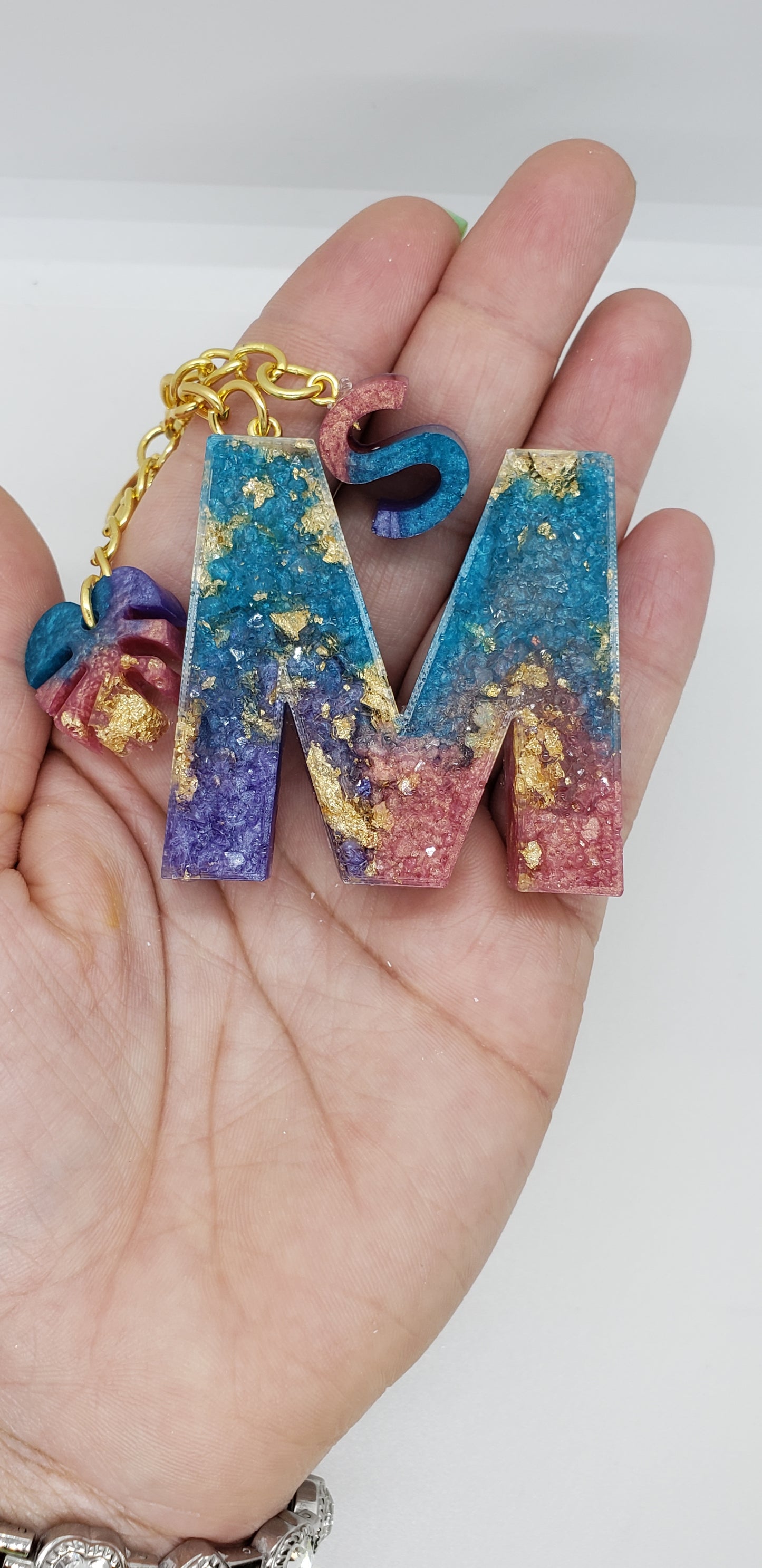 Druzy keychain Letter/ crystal letter keychain/ resin Keychain