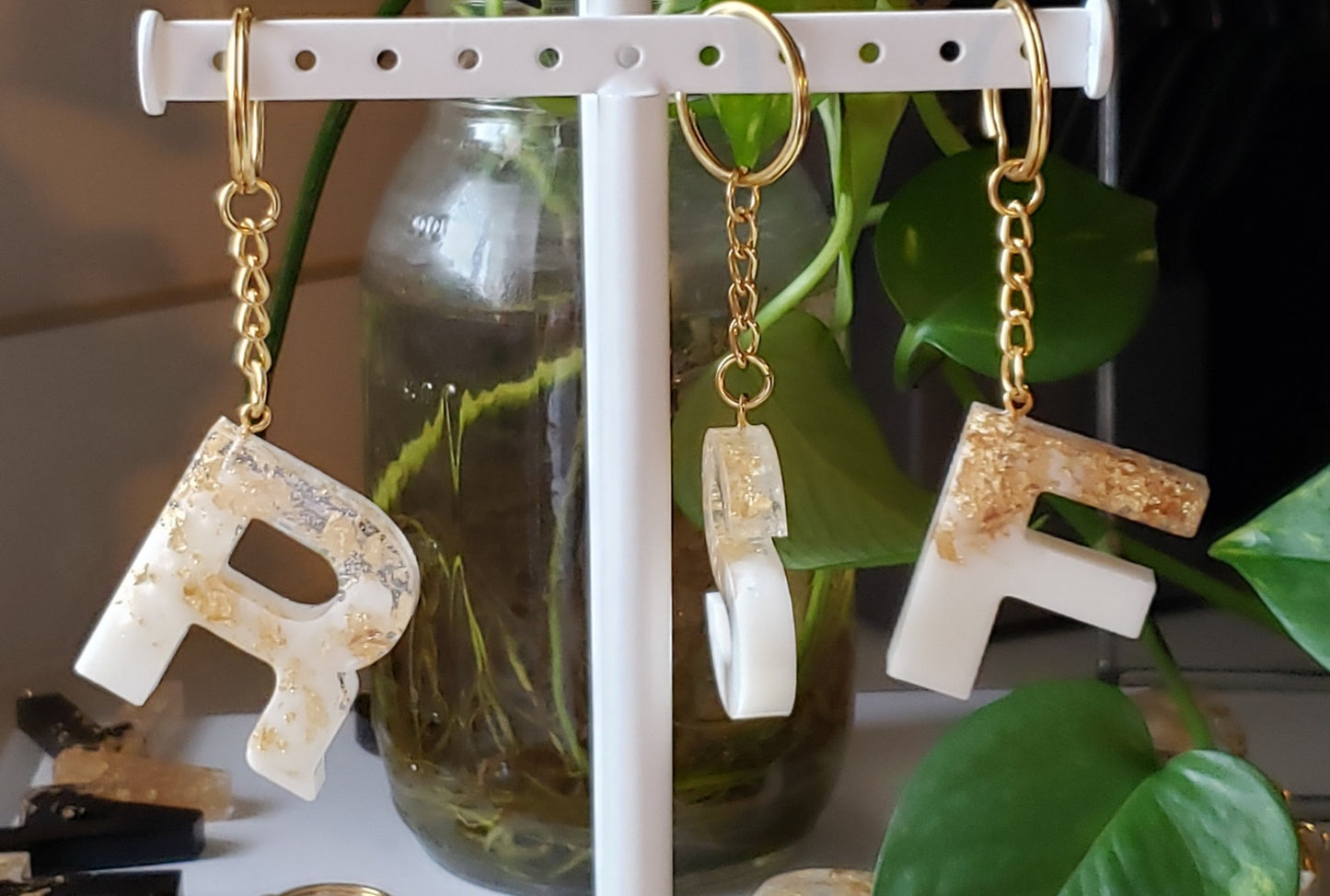 Letter Keychain/Black/Gold