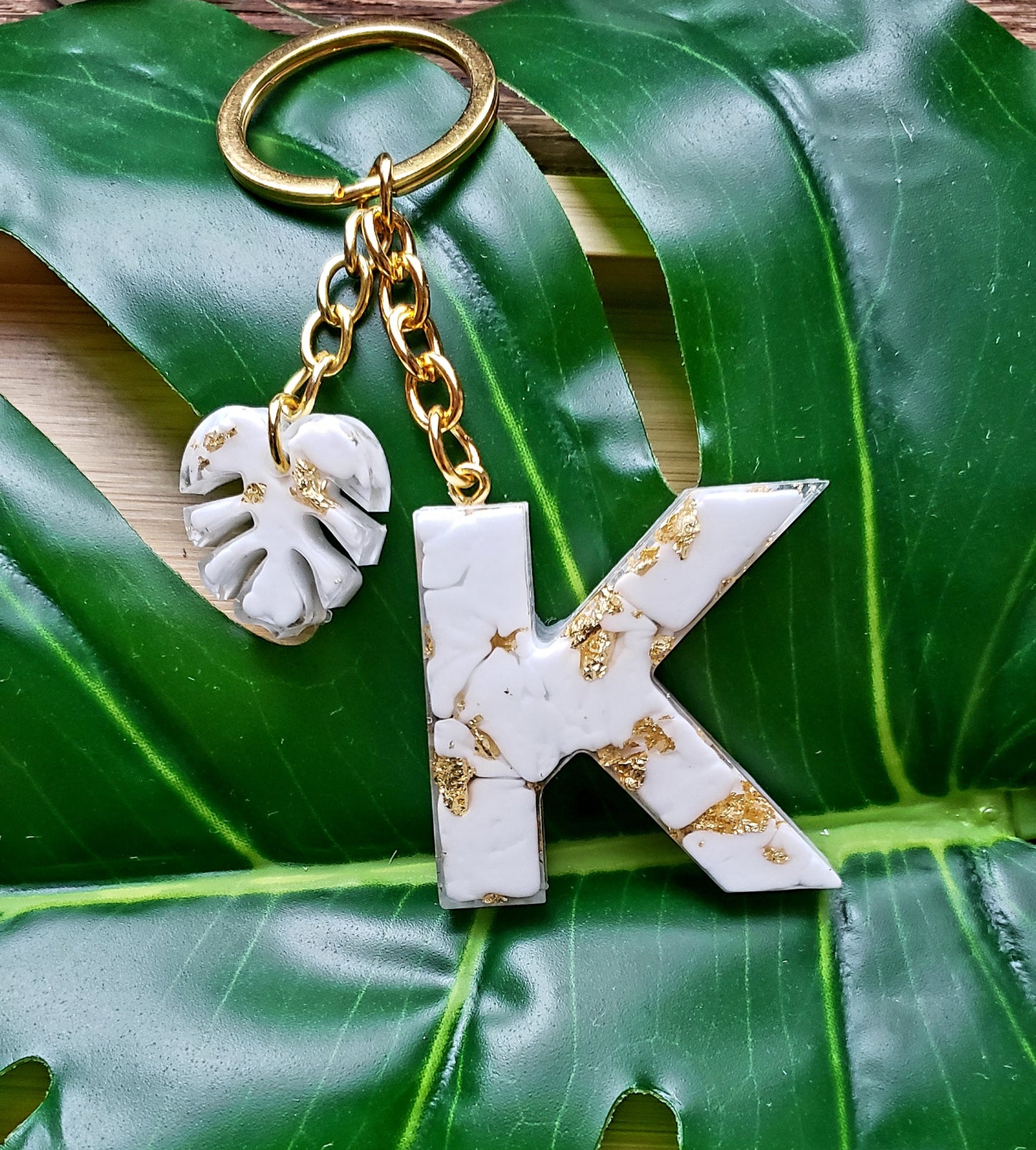 Letter Keychain/Black/Gold
