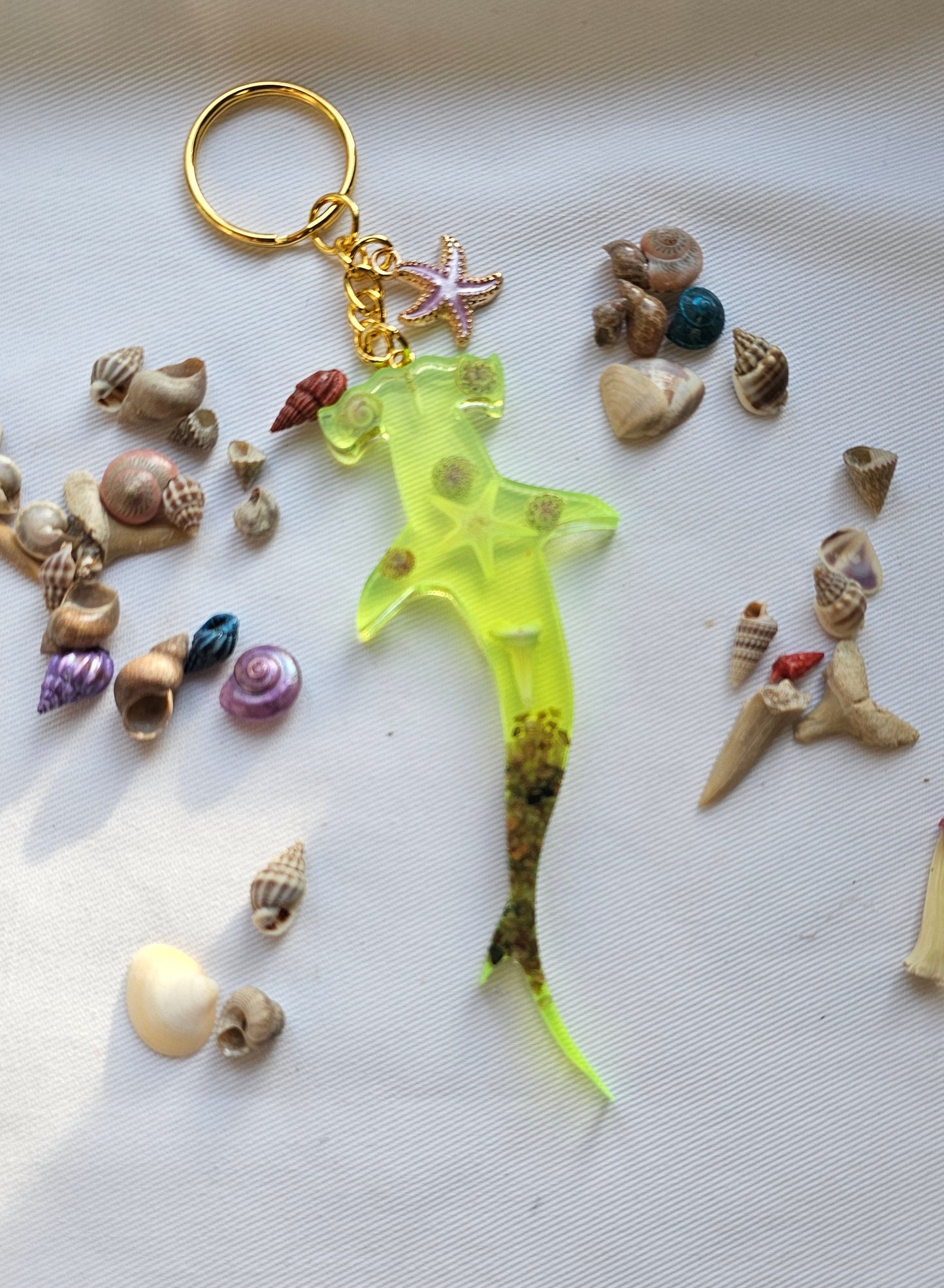 Resin Shark keychain/ with ocean theme beach gift
