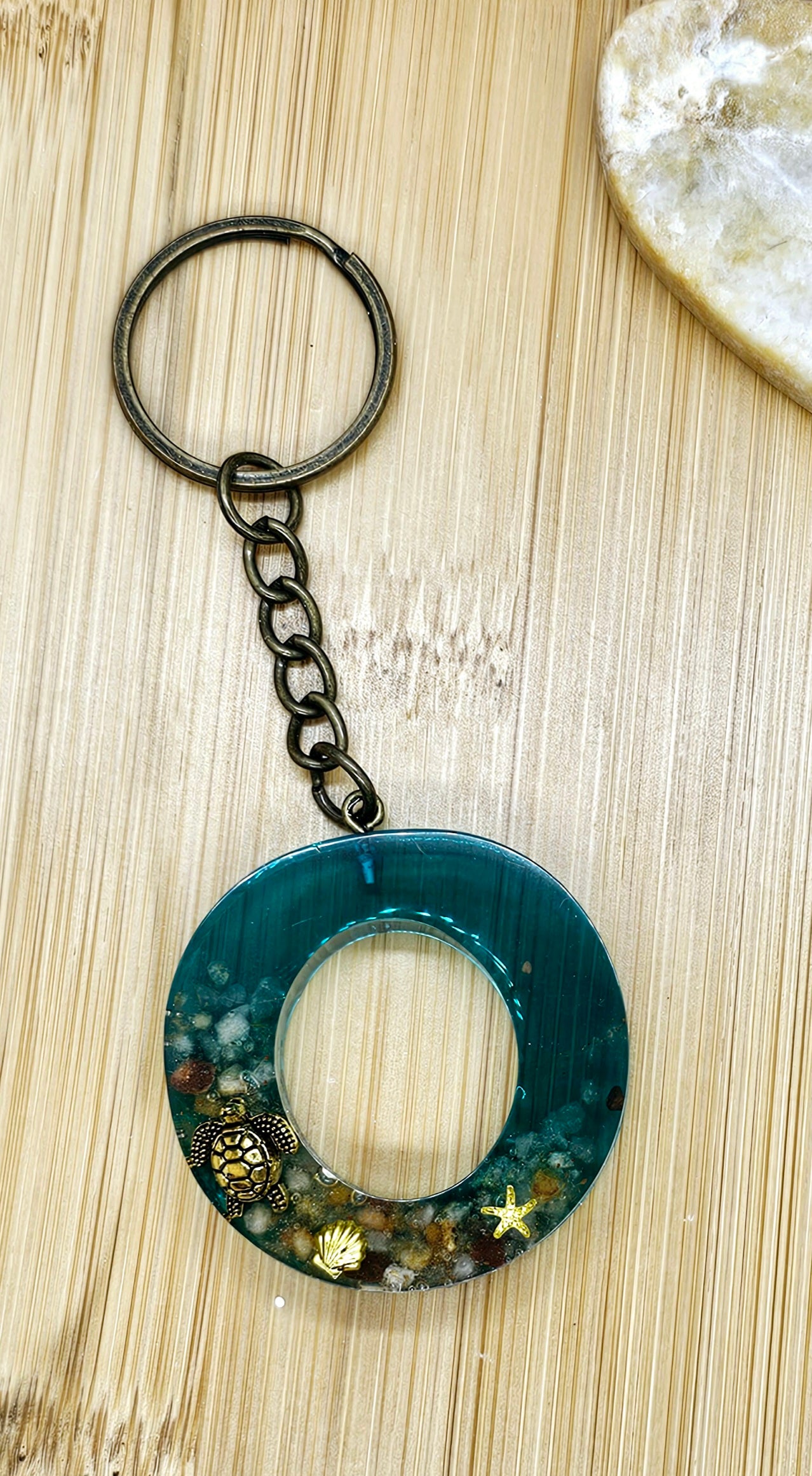 Under water letter Keychain