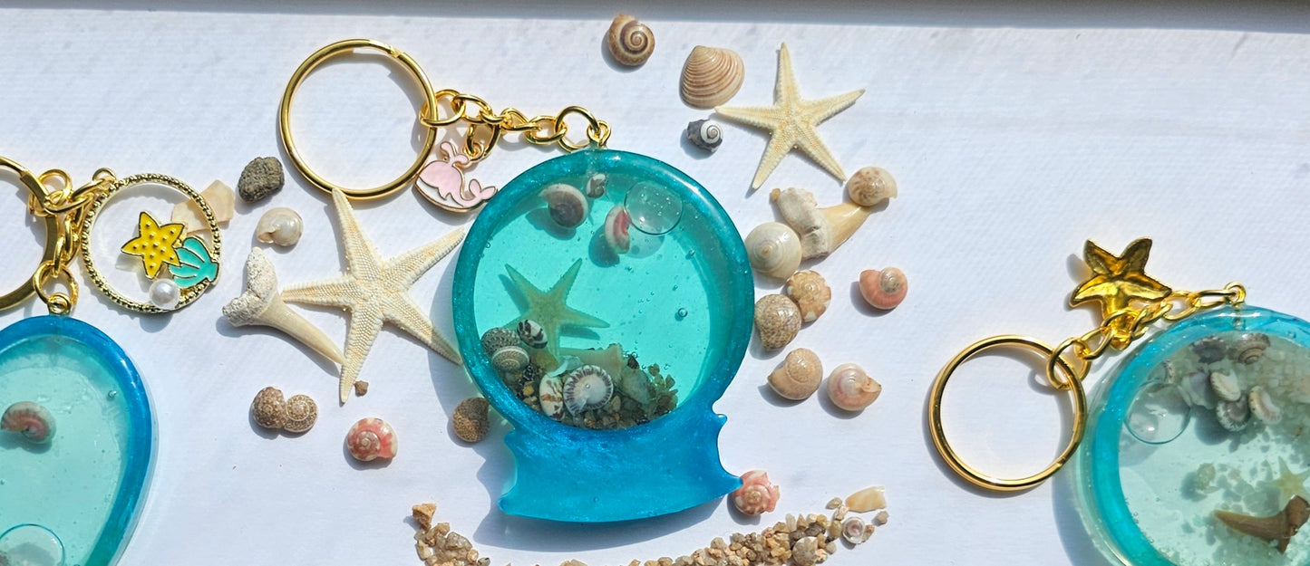 Ocean globe resin shaker keychain/handmade