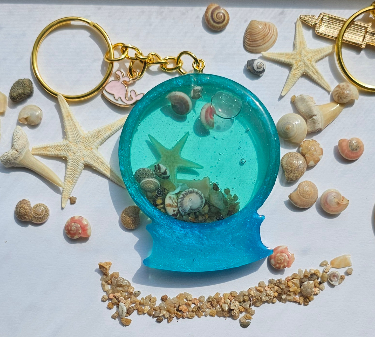 Ocean globe resin shaker keychain/handmade