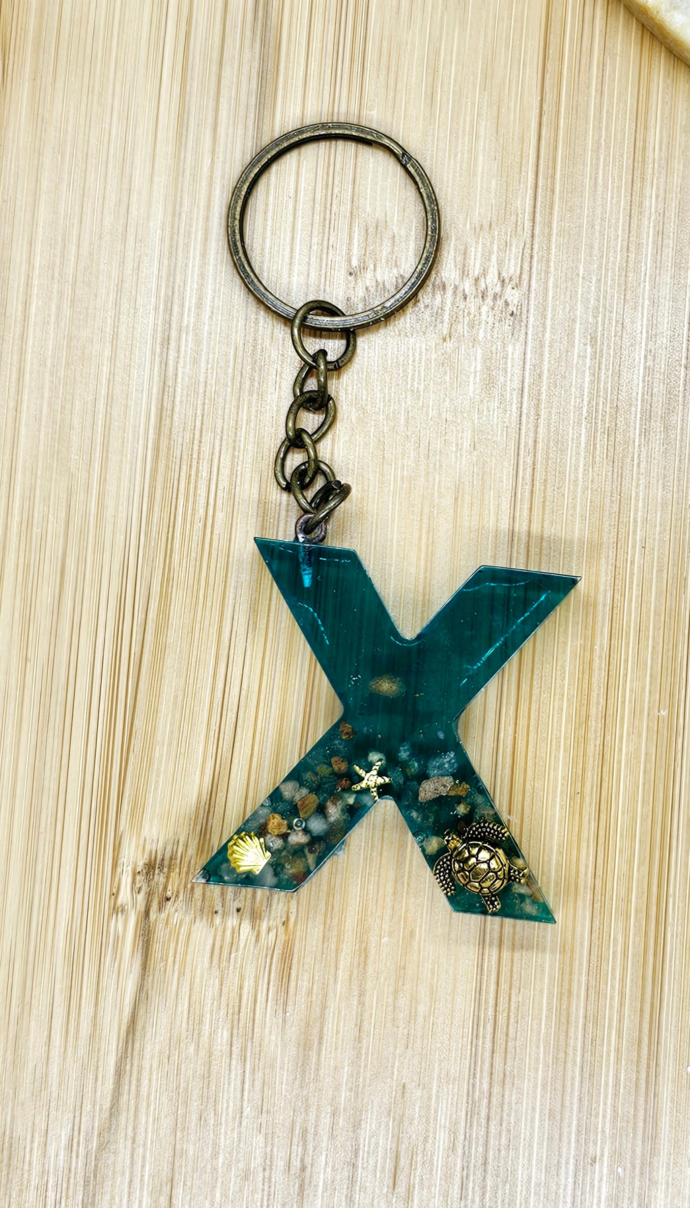 Under water letter Keychain