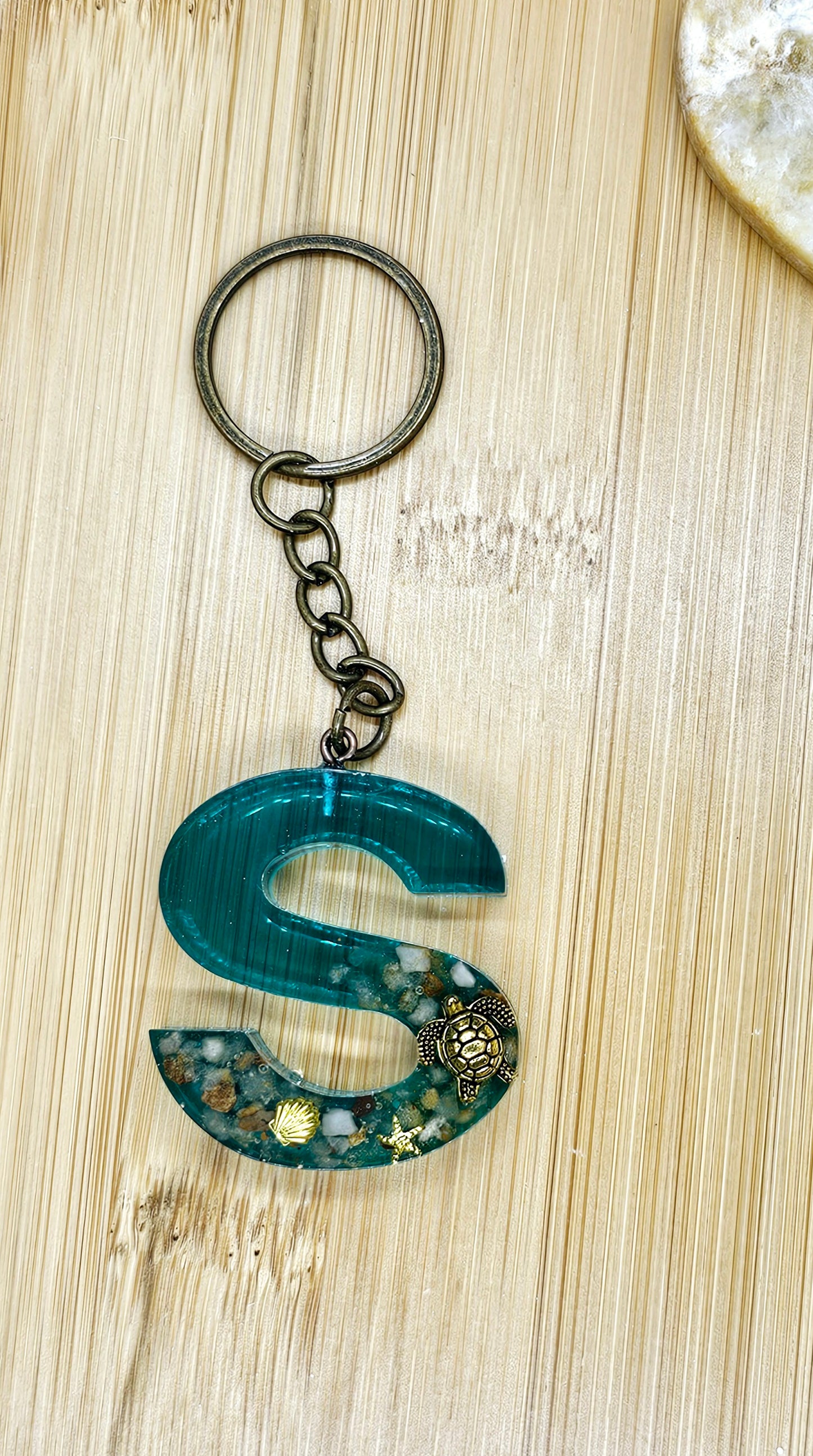 Under water letter Keychain